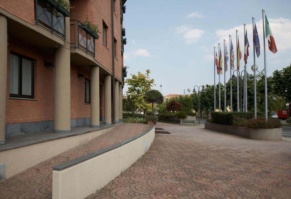 Pacific Hotel Airport Borgaro Torinese Exterior foto